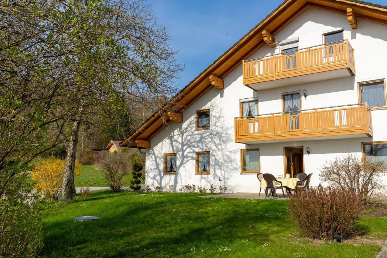 Ferienwohnungen Bauer - Auszeit Mit Ausblick Zenting Екстериор снимка